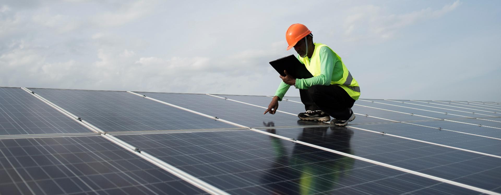 kosten 12 zonnepanelen inclusief installatie
